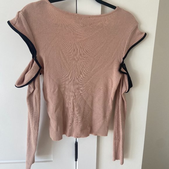 Pink cold shoulder long sleeve - Picture 2 of 2